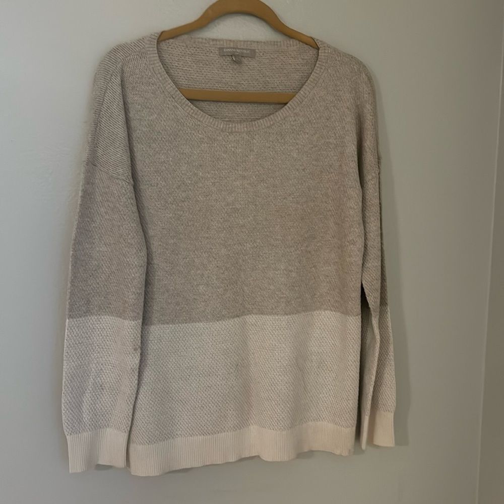 👚Banana Republic Women’s Two-Tone Sweater